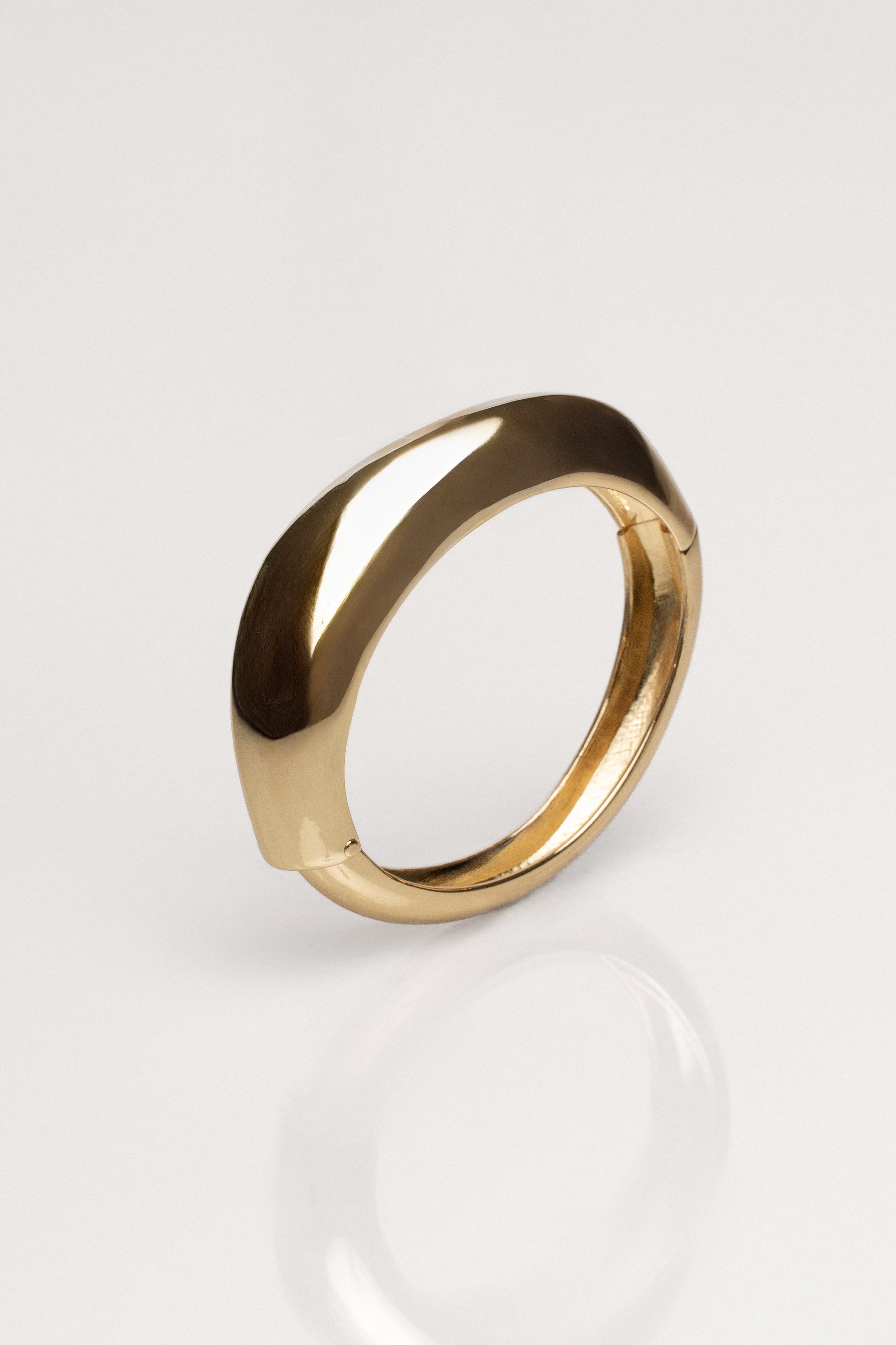 Gold Jenna Hinge Bracelet